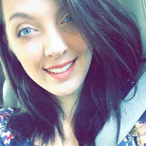 Meet your Posher, Kaitlynn